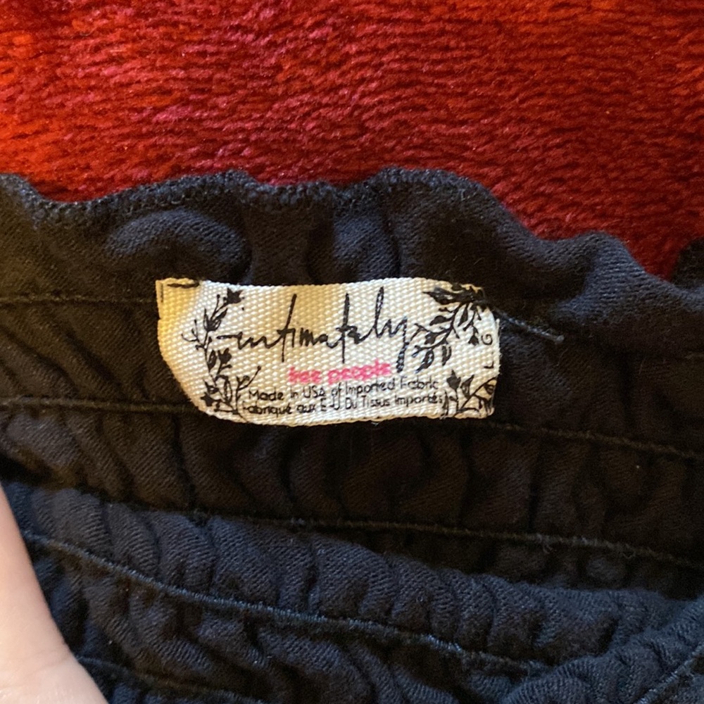 Intimately Free People Black Criss Cross Scrunch top Size Large - Picture 2 of 3